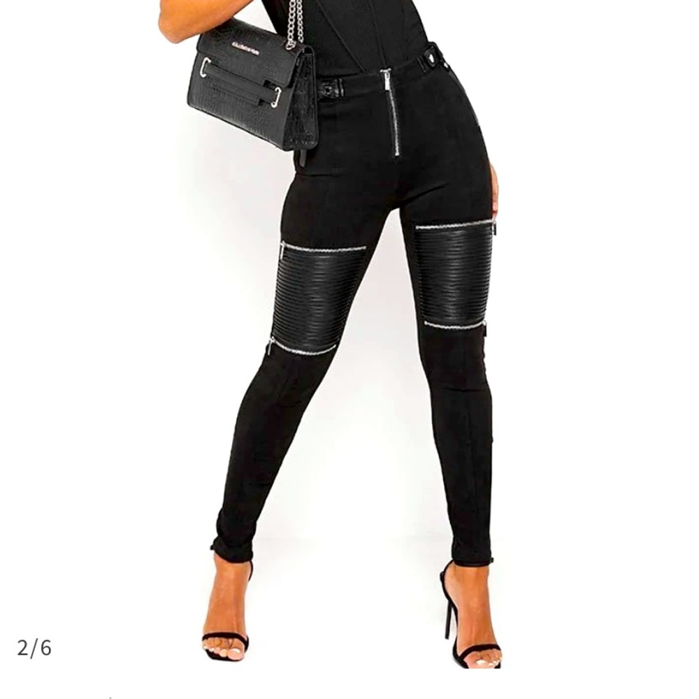 Mainère de voir ribbed vegan suede biker pants.